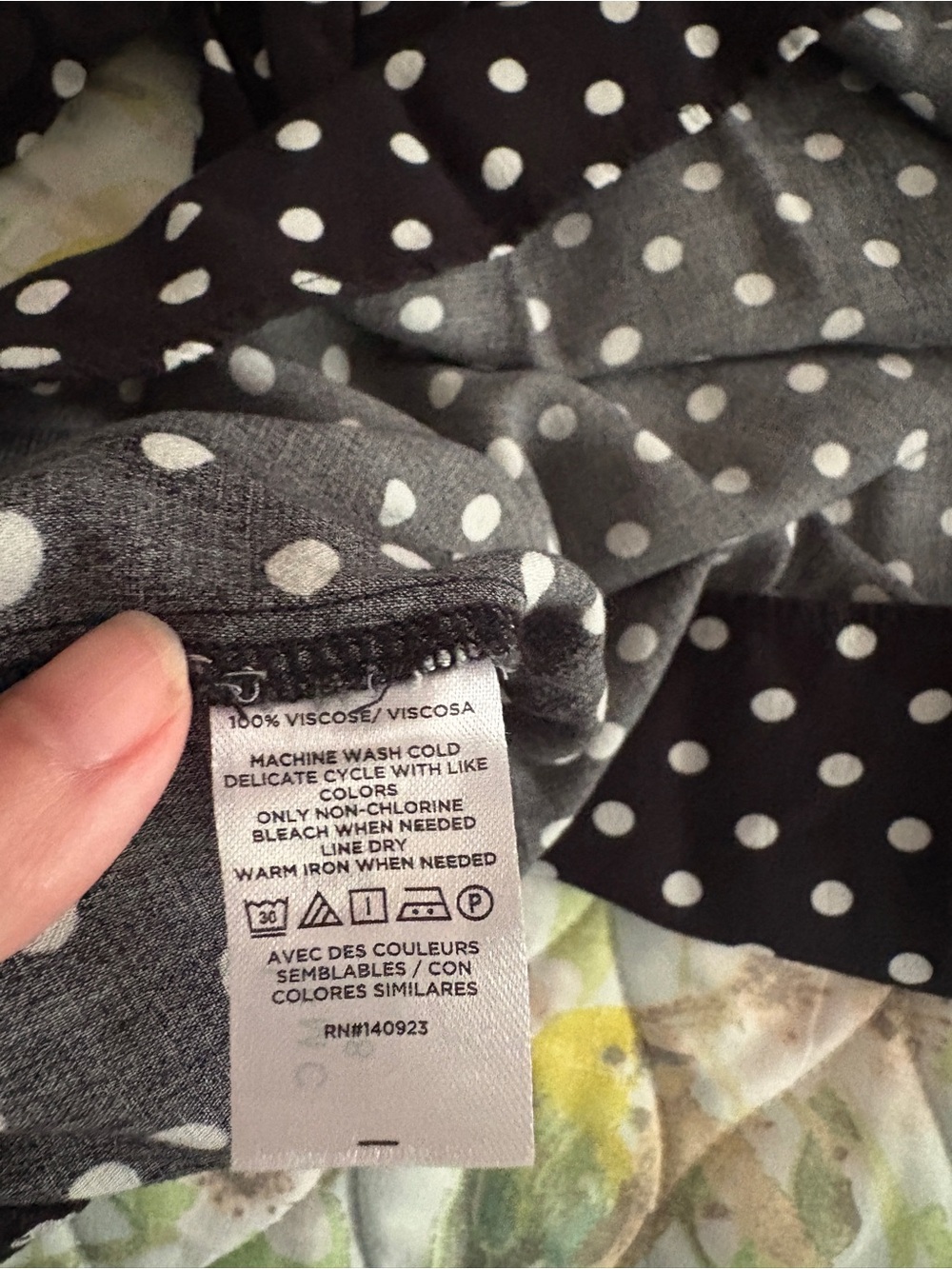 LOFT Black and White Polka Dot Long-Sleeve Blouse Size M Preppy Chic Work - Picture 4 of 6